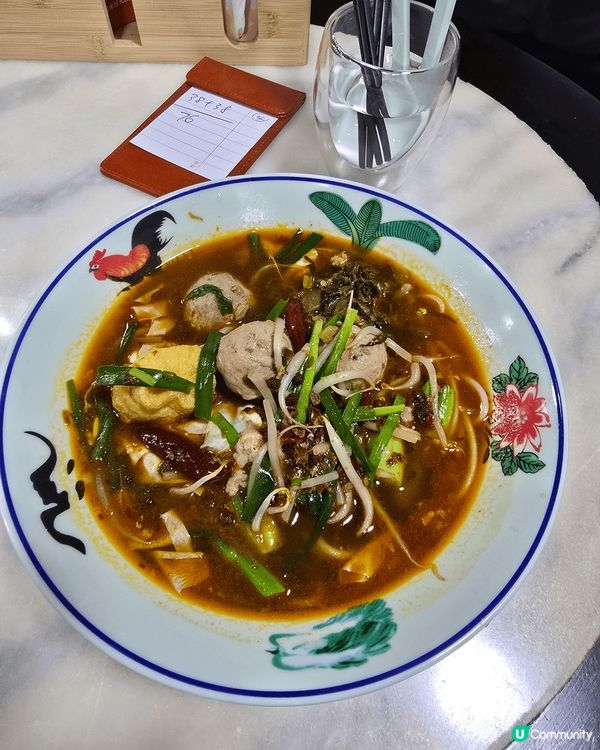 深水埗開咗一間新嘅米線，佢D米線好好咪，佢還有多種唔同嘅湯飯...