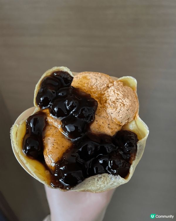 3 Crepes 新出咗泰奶珍珠，煙靭嘅珍珠，加上底層脆脆，...