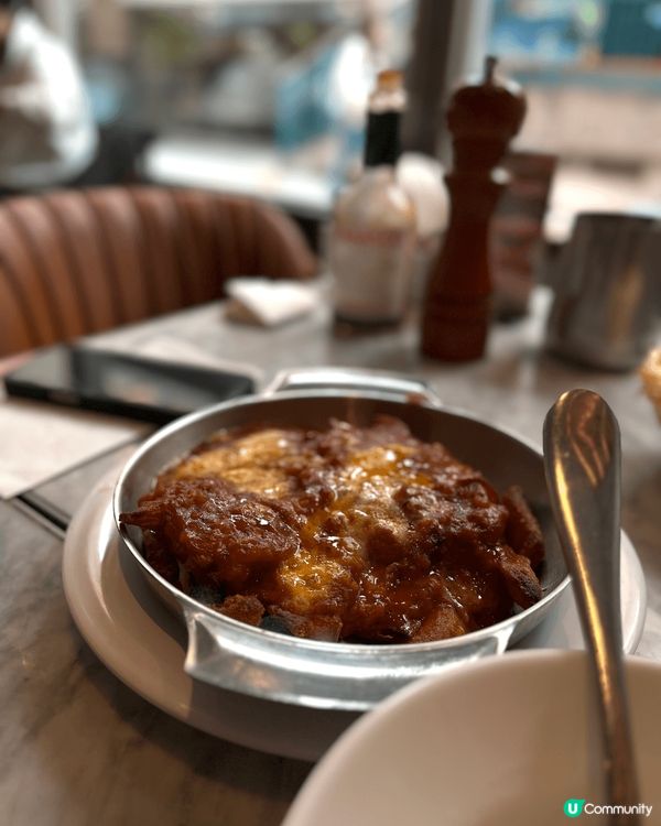 之前係德福廣場嘅一間餐廳食咗一個買一送一嘅牛扒優惠，$98就...