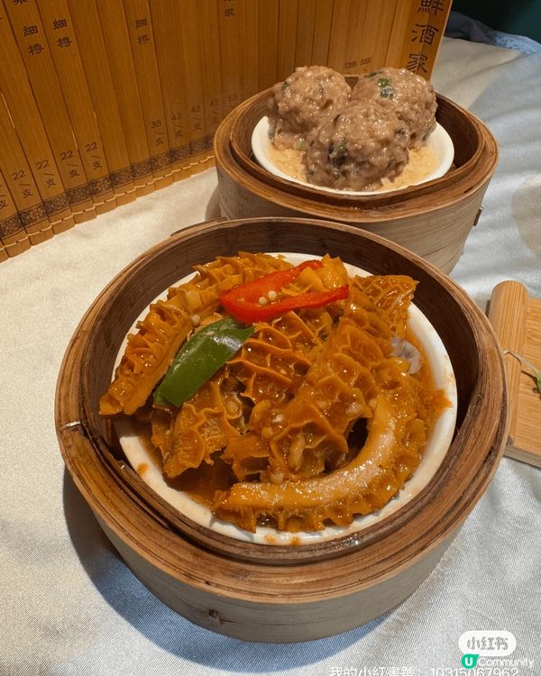 lunch同同事去呢間食點心，哇，去到嚇親，因爲全場滿座，仲...