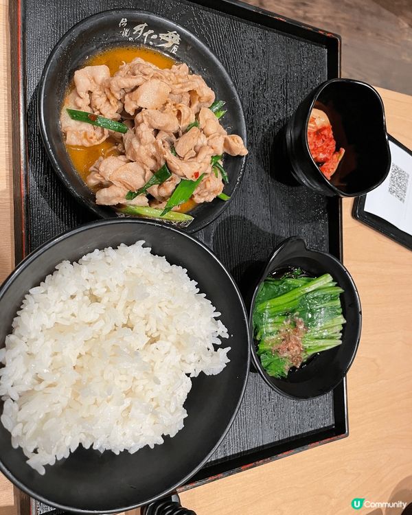 今晚去咗坑口東港城食呢個晚餐幾好味辣豬肉飯 幾豐富$68唔使...