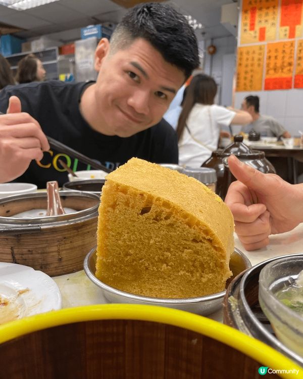 懷舊茶居，點心車一出，大家要舉手搶貨，好似拍賣行咁😂