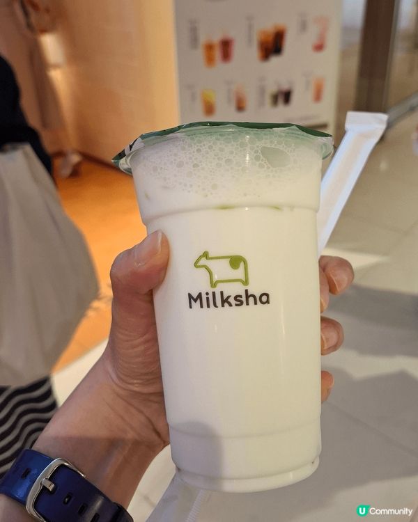 依間茶飲店選擇多，又有多款手工配料可加落去飲品內，令飲品味道...
