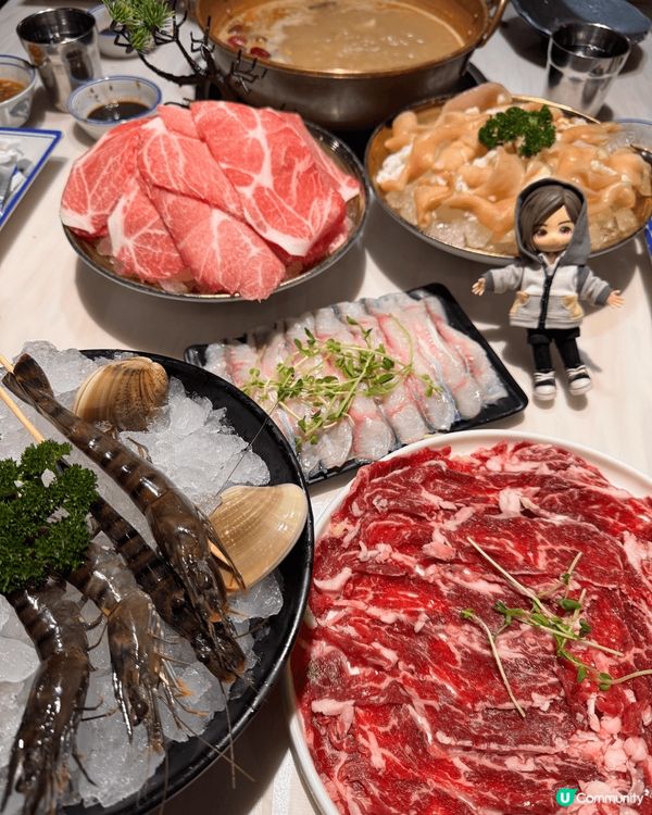 經過黃埔見到呢間《新鮮圍煮》有個新推出嘅火鍋四人餐😋份量都唔...