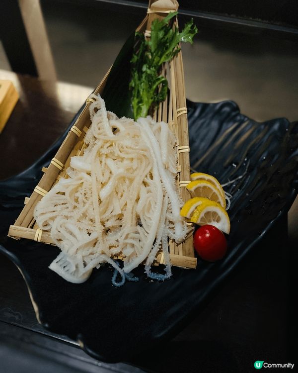 返大陸食湊湊火鍋，今次叫左3個鍋底，配合晒全家人既口味，分別...