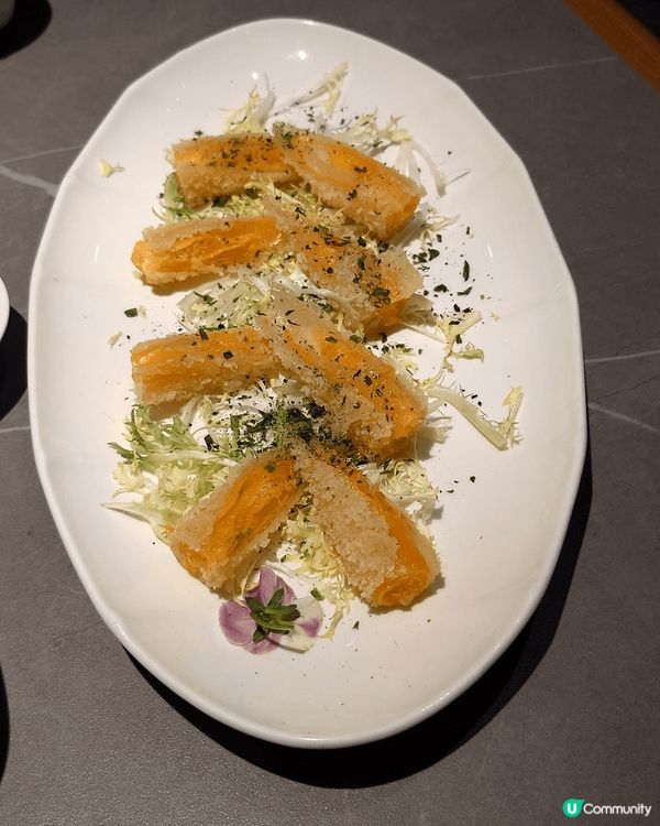 在福田星河COCO PARK很多中式餐廳都很多人，見到海門魚...