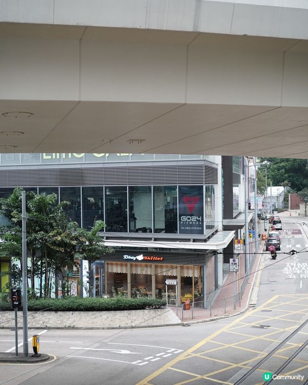 筲箕灣難得室內毛孩友善餐廳 pizza 大推！