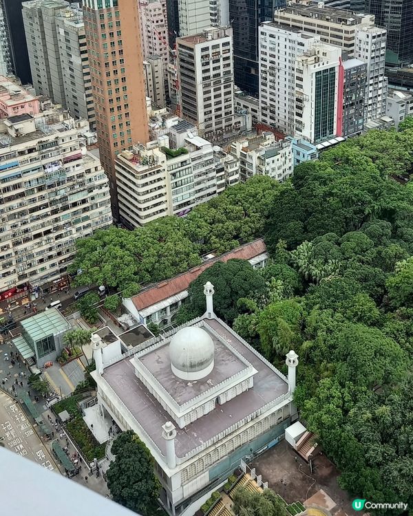 盡享尖沙咀180靚景的洒樓