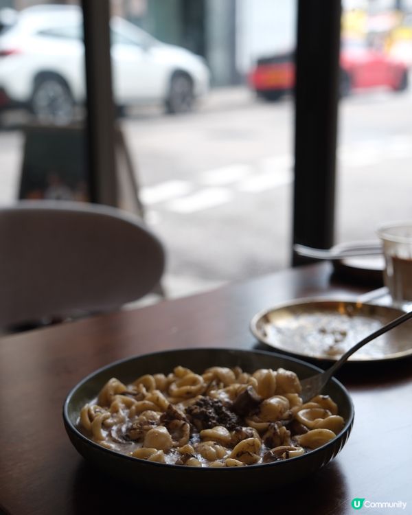 Great pasta in Tai Hang!! 