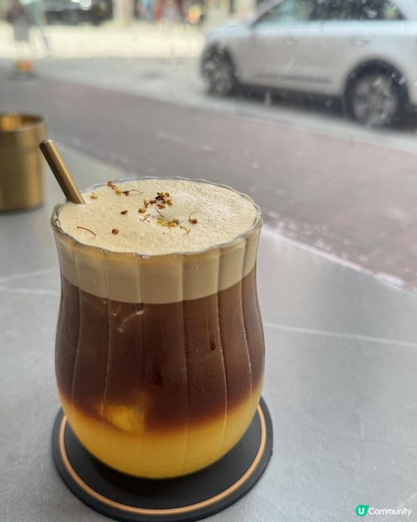 旺角黑白調神秘咖啡小店