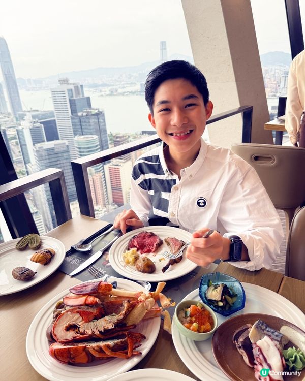 360°旋轉餐廳自助餐