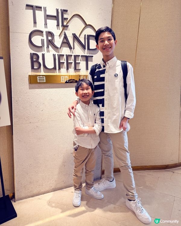 360°旋轉餐廳自助餐