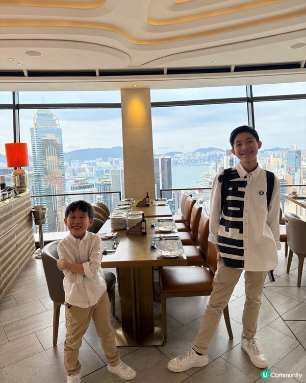 360°旋轉餐廳自助餐