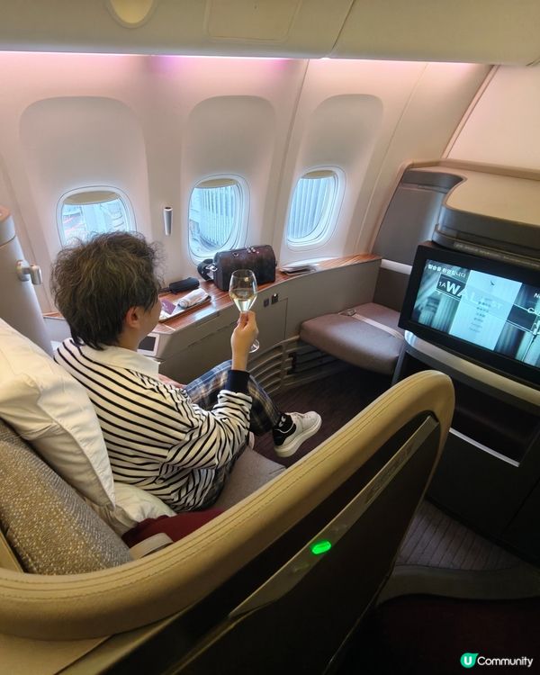 Cathay Pacific 國泰航空波音777頭等艙體驗