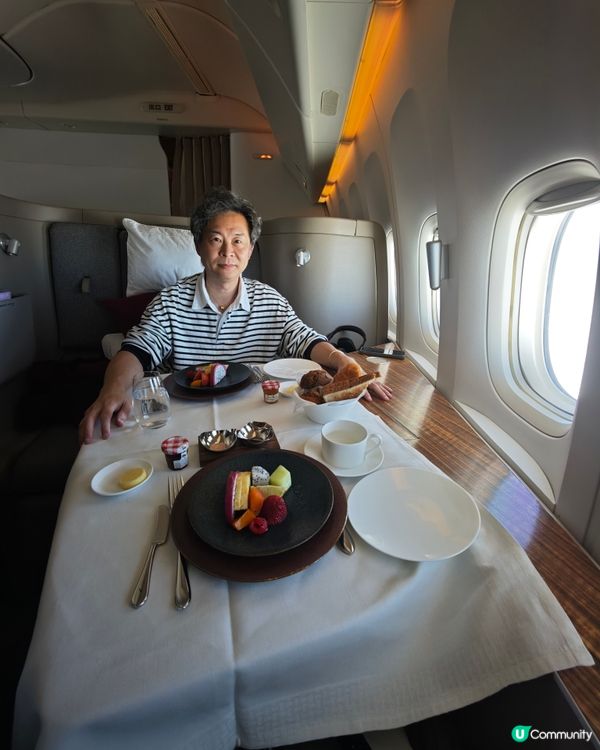 Cathay Pacific 國泰航空波音777頭等艙體驗