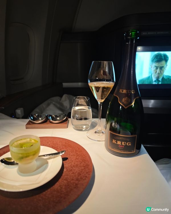 Cathay Pacific 國泰航空波音777頭等艙體驗