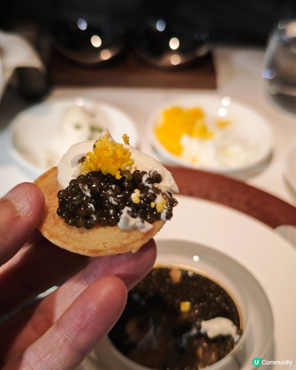 Cathay Pacific 國泰航空波音777頭等艙體驗