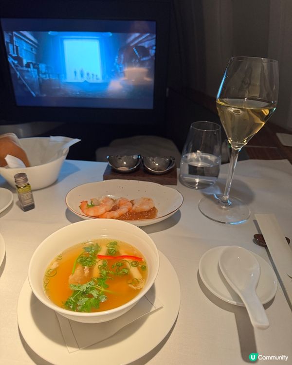 Cathay Pacific 國泰航空波音777頭等艙體驗