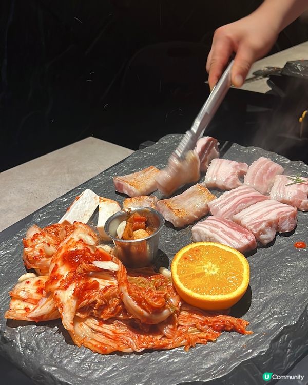 旺角｜岩石洞穴風餐廳🪨｜低溫熟成罈子五花肉🐷