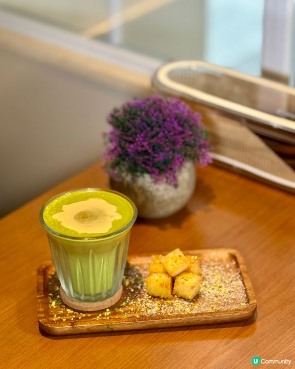 銅鑼灣隱世霓虹Cafe Bar✨最出色開心果蛋糕