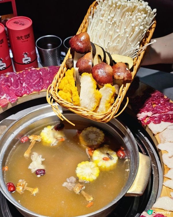 📍 深圳必吃！就犟牛肉火鍋🍲繁花似錦拼盤