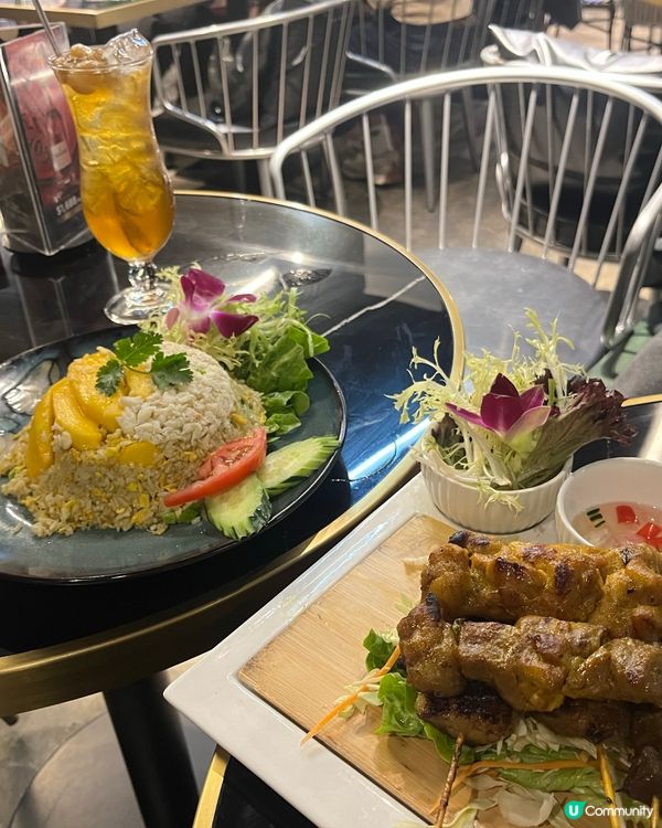 尖東隱世泰國風情餐廳 🍹  打卡吊椅，三五知己聚會首選！