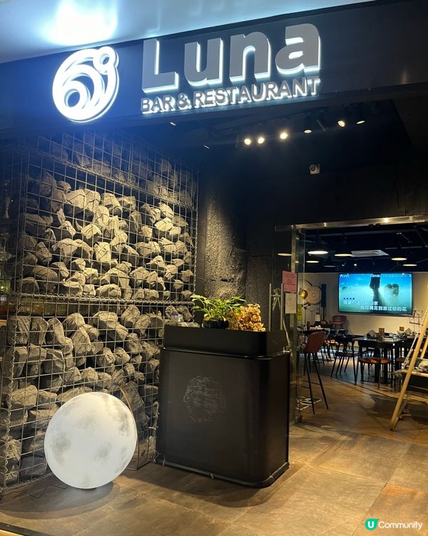 尖東隱世泰國風情餐廳 🍹  打卡吊椅，三五知己聚會首選！