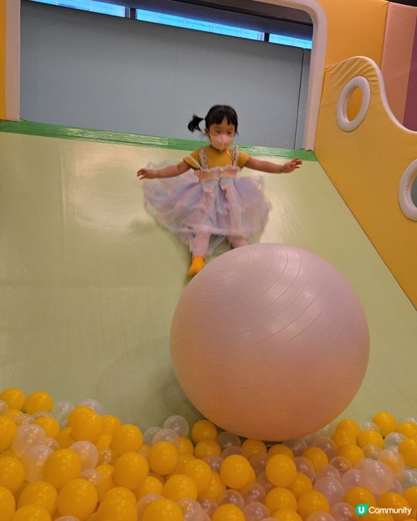 荔枝角玩樂天堂🤩  近萬呎任你玩！