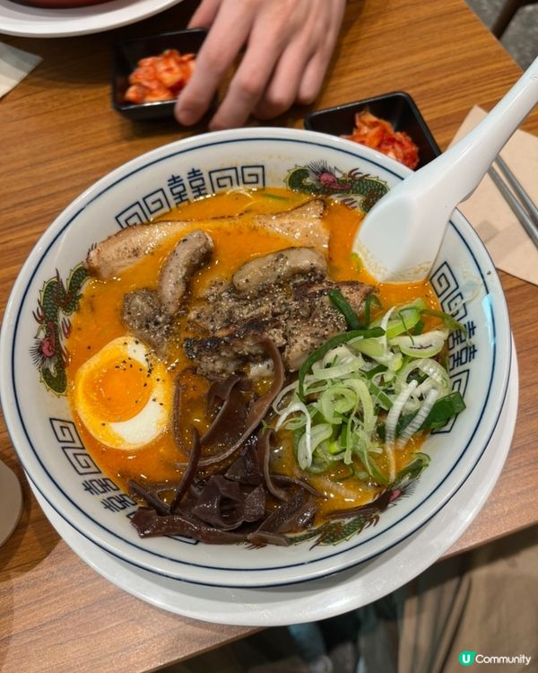 🇰🇷聖水洞激推拉麵店｜吃完一整天元氣up！소곱창모츠라멘