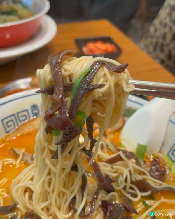 🇰🇷聖水洞激推拉麵店｜吃完一整天元氣up！소곱창모츠라멘