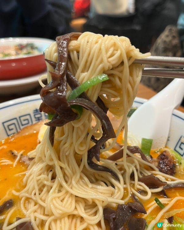 🇰🇷聖水洞激推拉麵店｜吃完一整天元氣up！소곱창모츠라멘