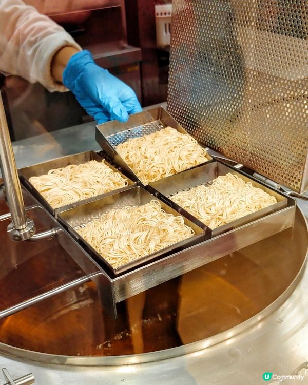 《在港製作自己de杯麵🍜》