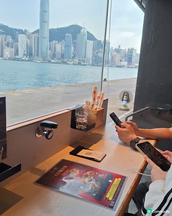 絕靚海景view蝦濃湯拉麵