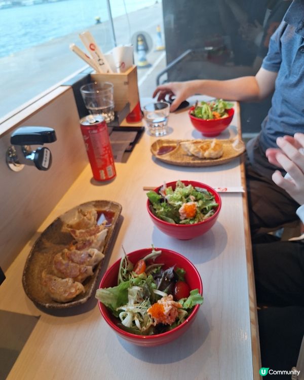 絕靚海景view蝦濃湯拉麵