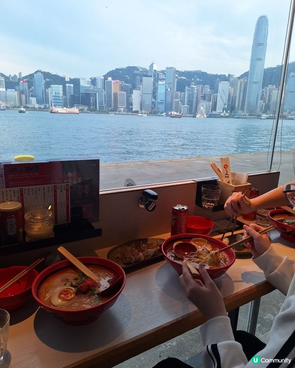絕靚海景view蝦濃湯拉麵
