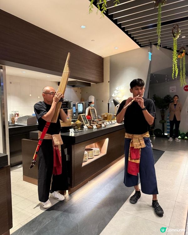 好掛住泰國啊 呢個自助晚餐啱哂