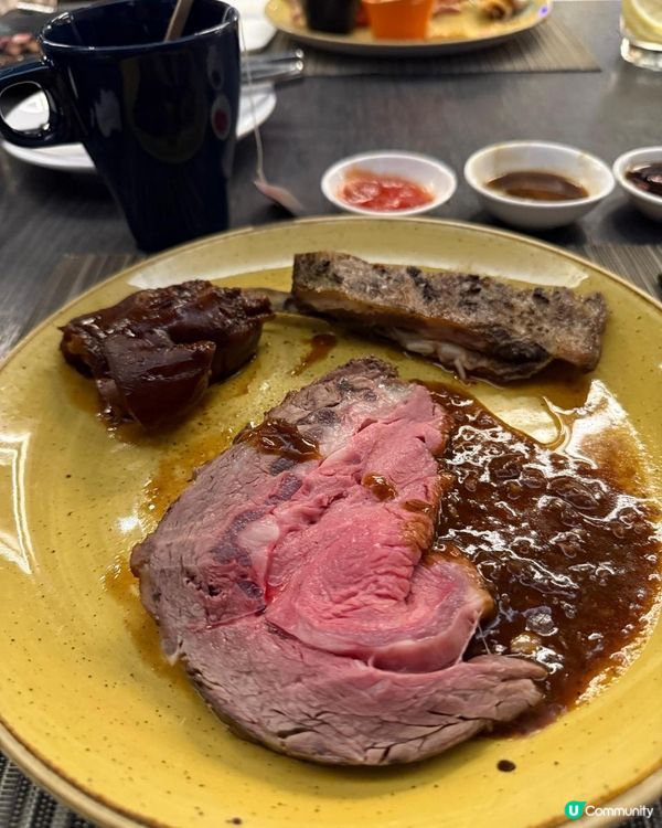 好掛住泰國啊 呢個自助晚餐啱哂