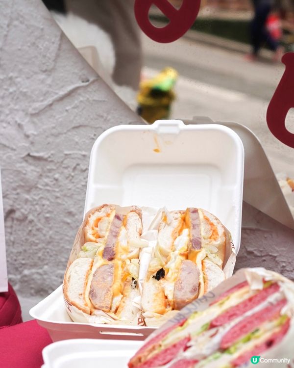 新開搶眼貝果專門店 多款奇特口味選擇