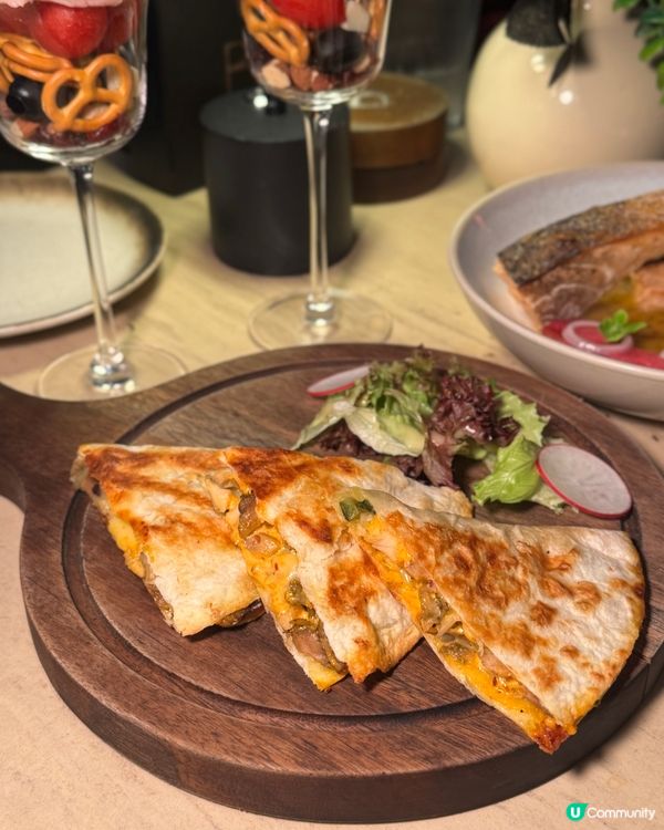 深圳星河酒吧街🍻  食飯吹水好chill 😎