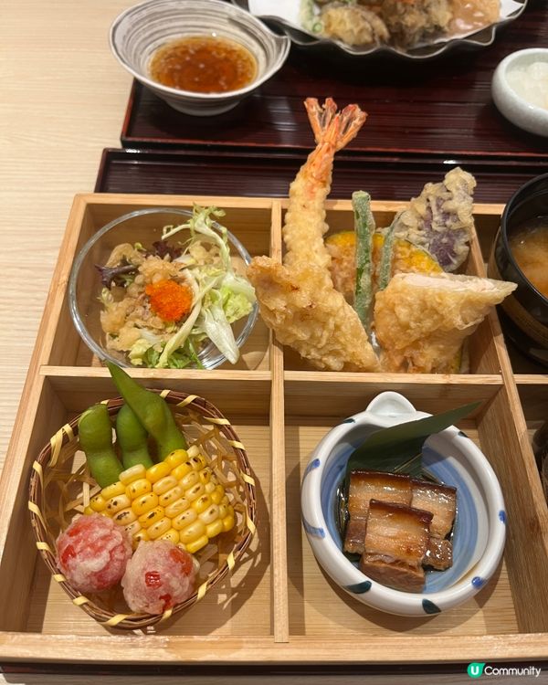 旺角天婦羅店😋  環境舒適，炸物一流！