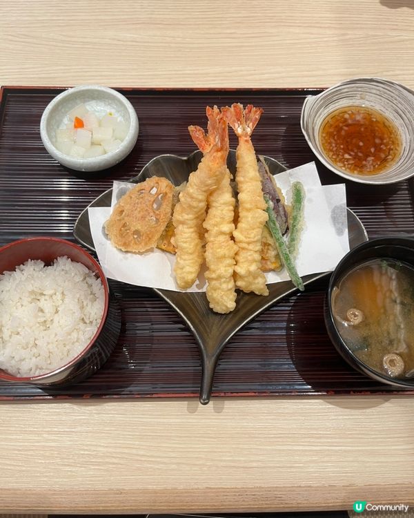 旺角天婦羅店😋  環境舒適，炸物一流！