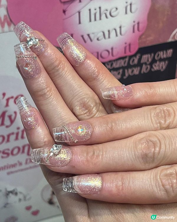 尖東站戴穿甲 💅🏻  媽媽都讚好！