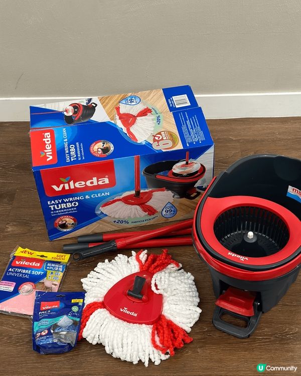 拖地神器-微力達旋風地拖套裝，完全唔需要用力就咁用腳踩就可以...