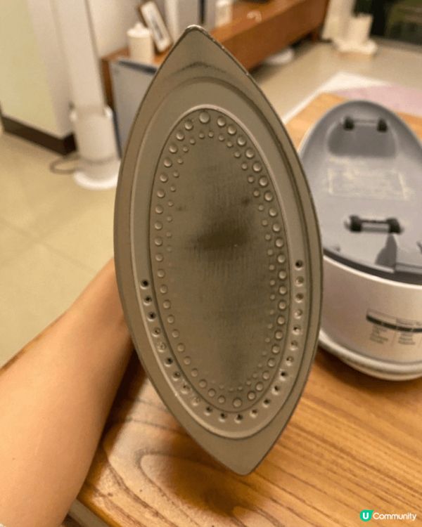 我心目中的家居好物是「無線手提蒸汽熨斗」。熨斗就像HIZER...