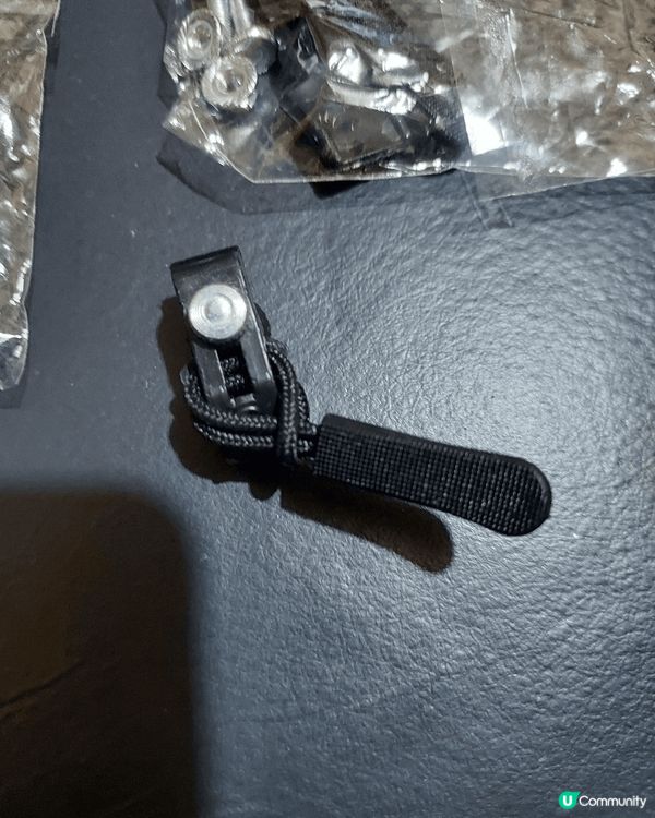 在淘寶app買的神奇拉揀扣，扣落件風褸度真系拉到揀，但有件厚...