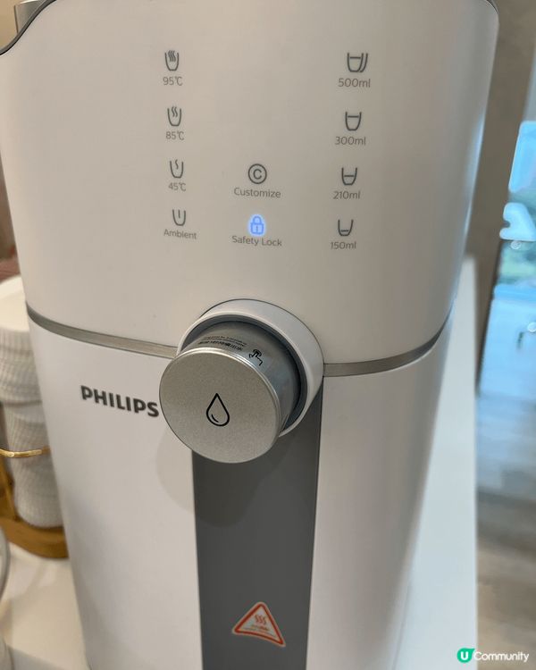 方便 隨時有熱水 有消毒功能 開奶一流