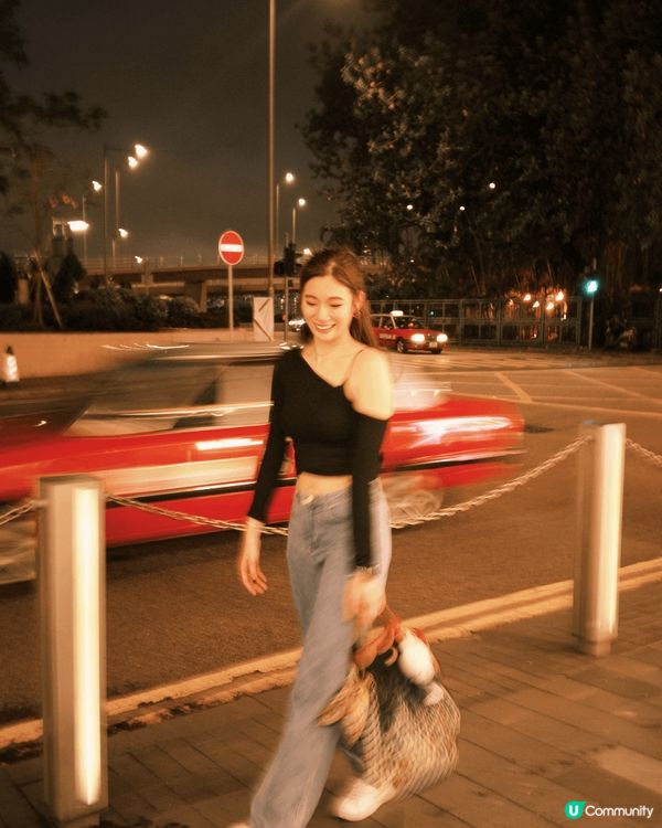 銅鑼灣打卡點🫢影到啲車喺後面行都幾靚