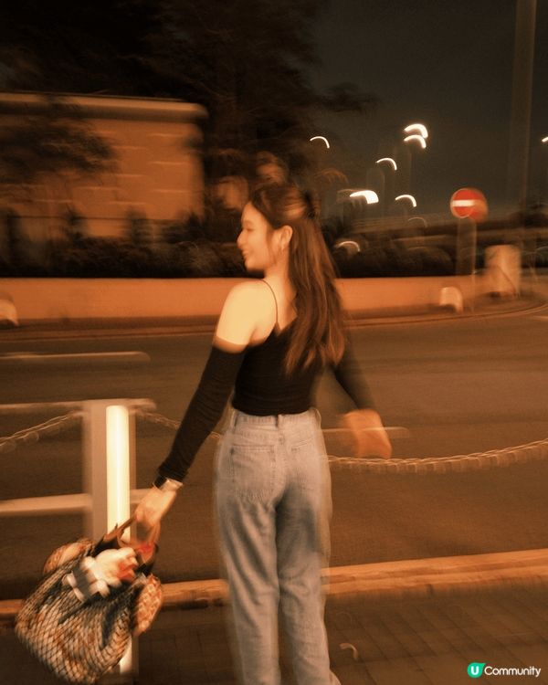 銅鑼灣打卡點🫢影到啲車喺後面行都幾靚