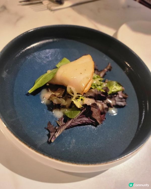 LAB EAT Restaurant & Bar