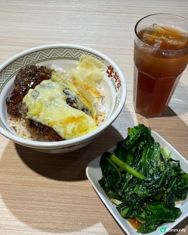 香港本土的 . 牛肉飯